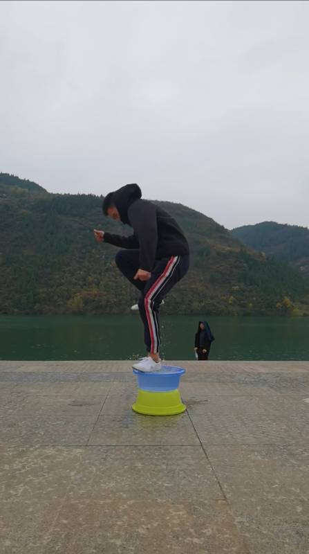 中华武术#一个盆点两次蜻蜓点水-全民小视频