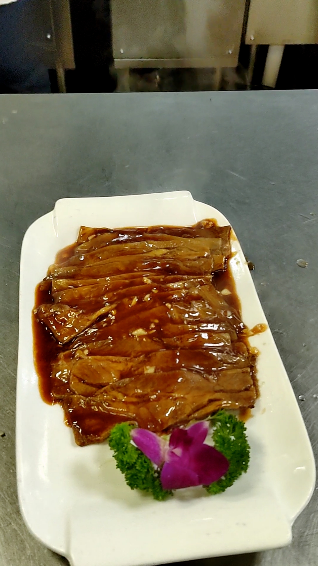 在家做个拿手菜清真菜扒羊肉条