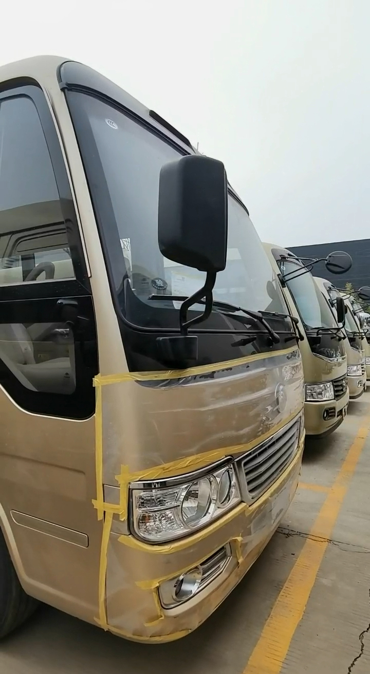 宇通t7公务版,17座原厂配置实用不贵-度小视