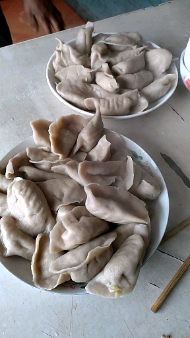 舌尖上的乡村美食#荞面饺子-全民小视频