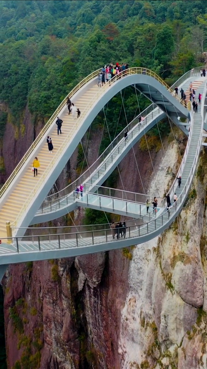 台州仙居高山上的如意橋,站在上面令人瑟瑟發抖