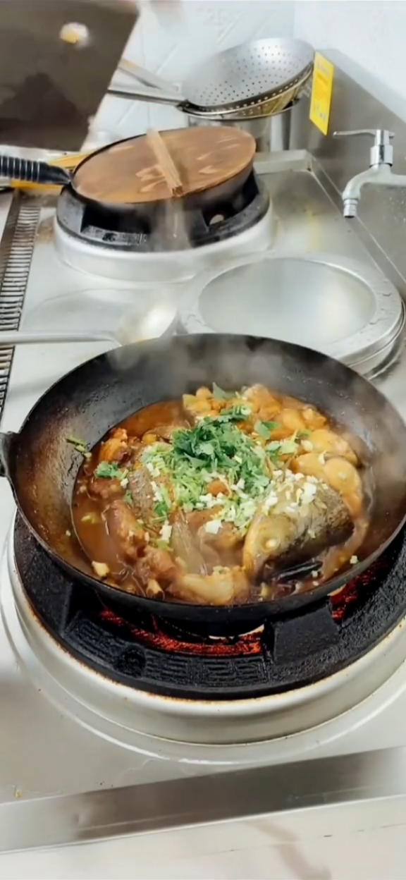 我要上热门#排骨炖鱼