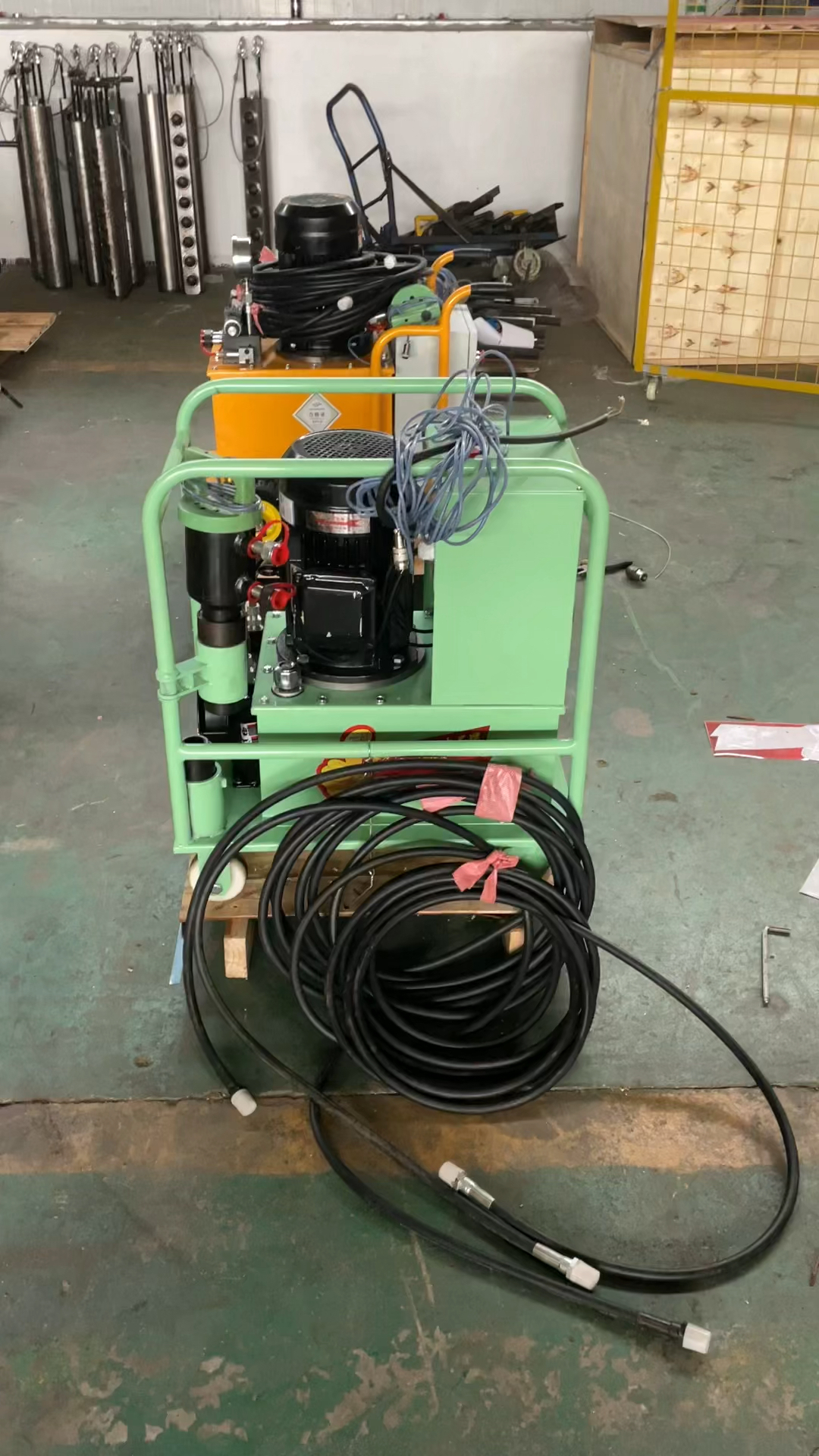 环槽铆钉机#液压环槽铆钉机振动筛环槽铆钉机矿山机械铆接机械杀父