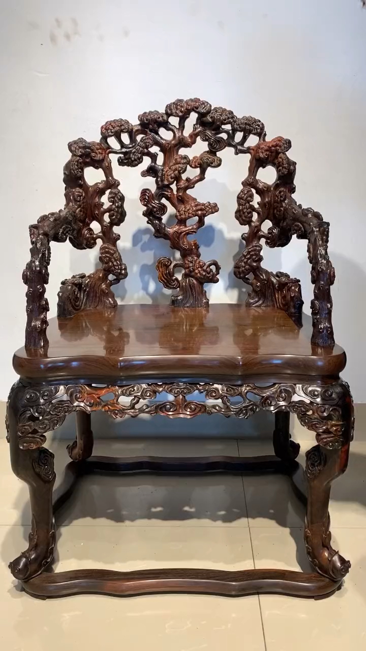 交趾黄檀灵芝椅