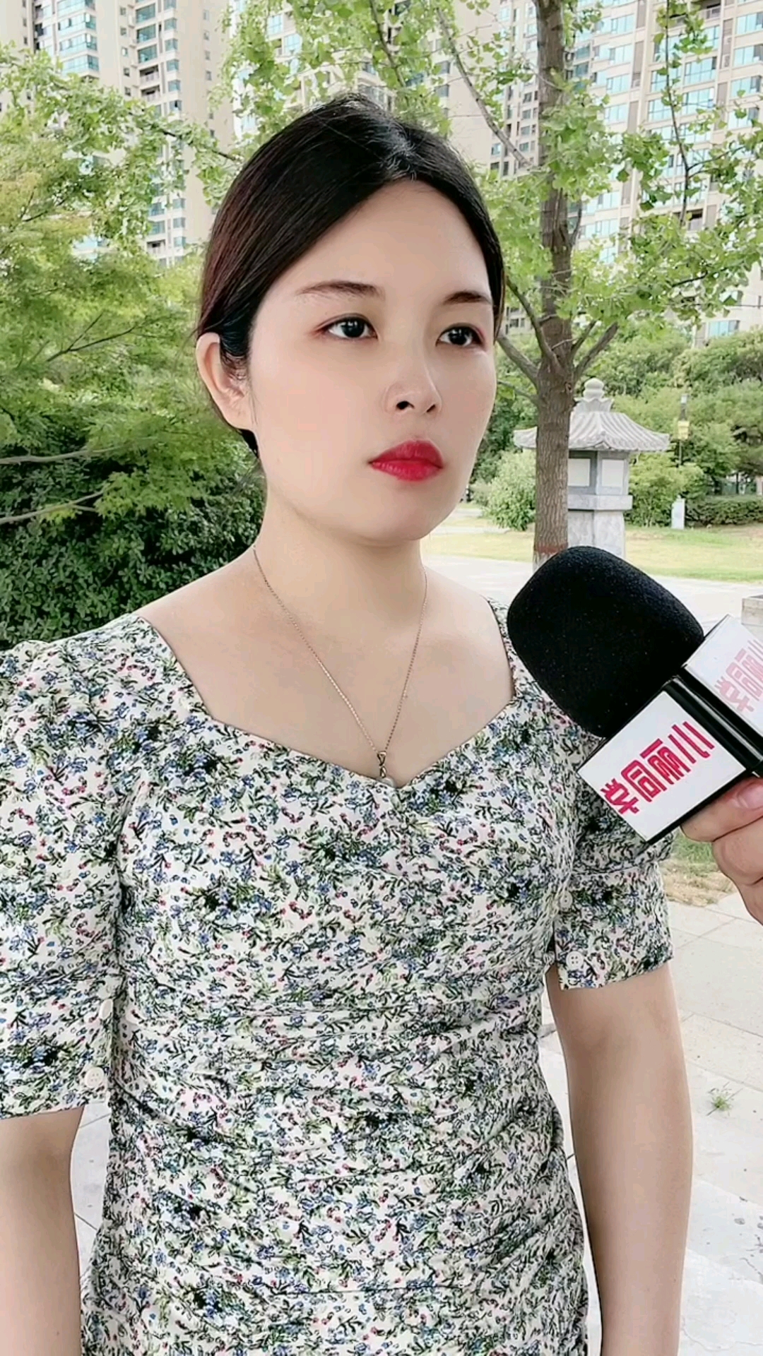 不同身份的人撒谎的区别#街头采访#小丽同学#大实话