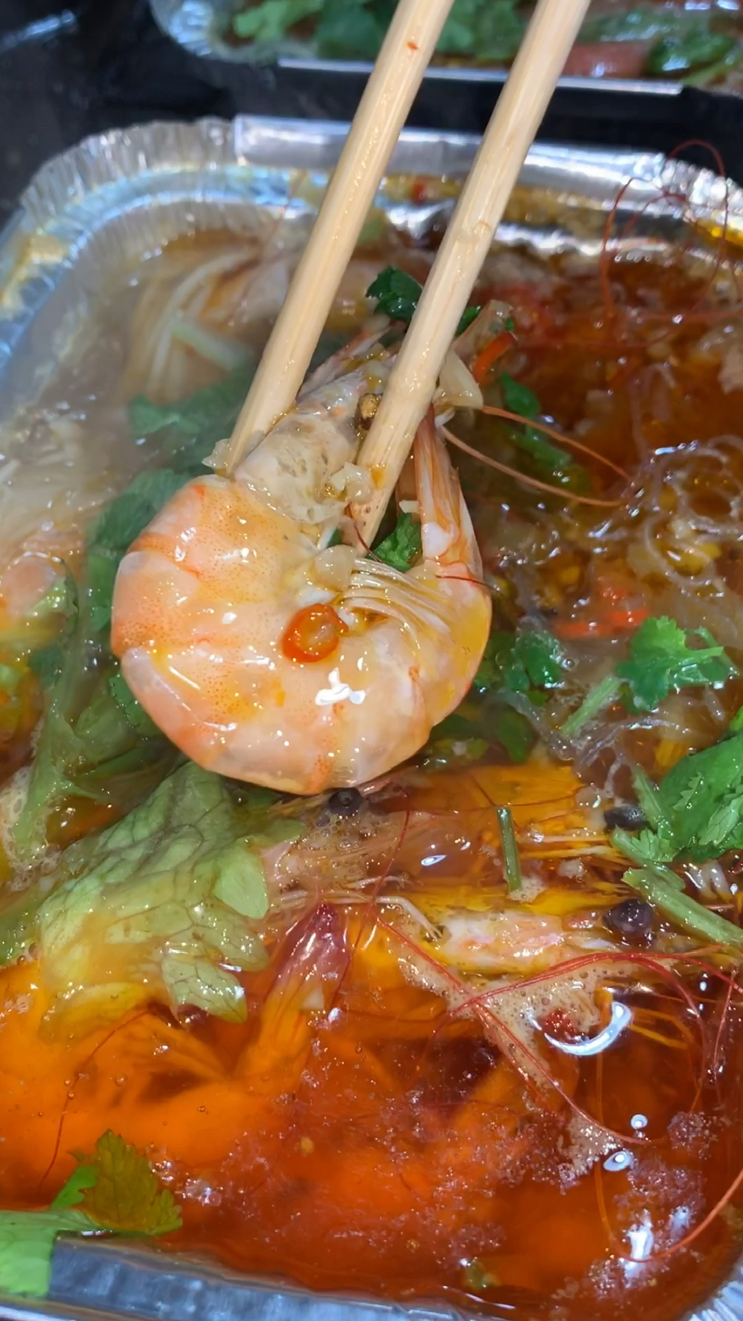 你一定想不到就是这个锡纸烤粉丝让很多创业者实现了自己的梦想锡纸烤