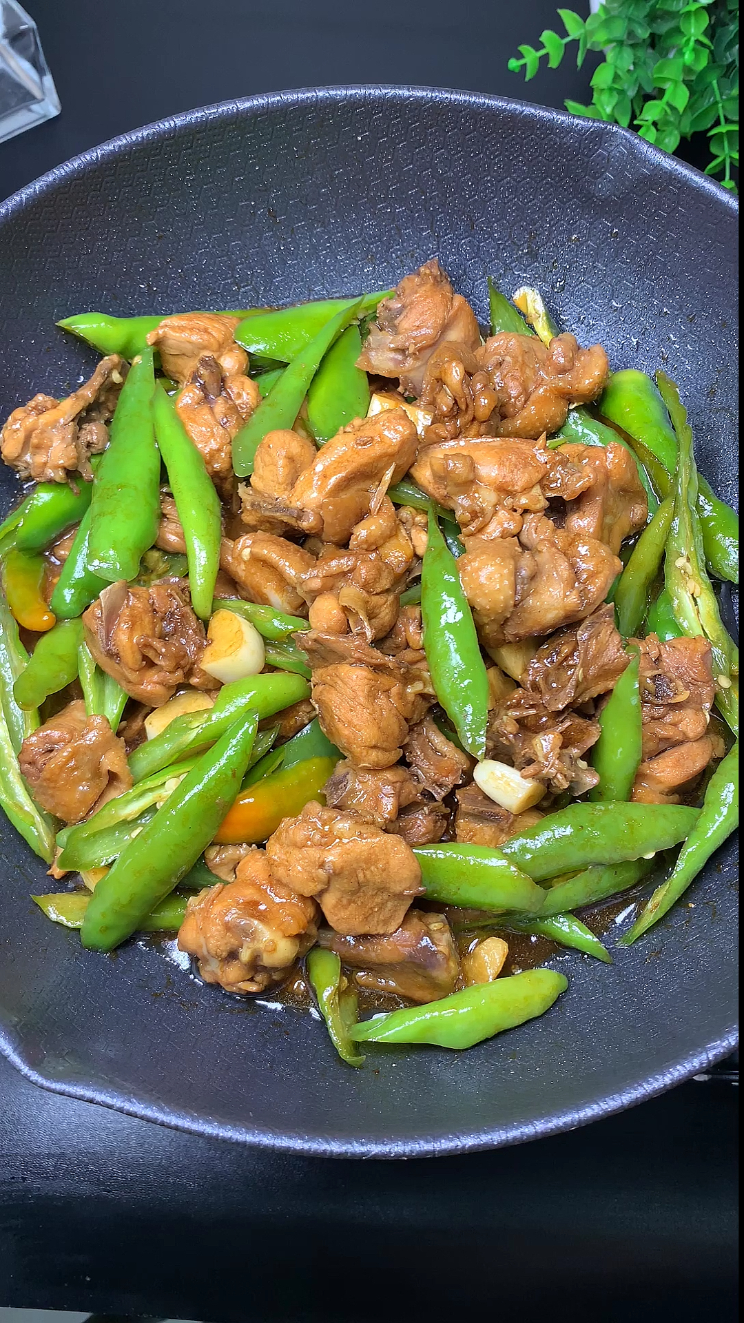 青椒炒鸡的家庭做法