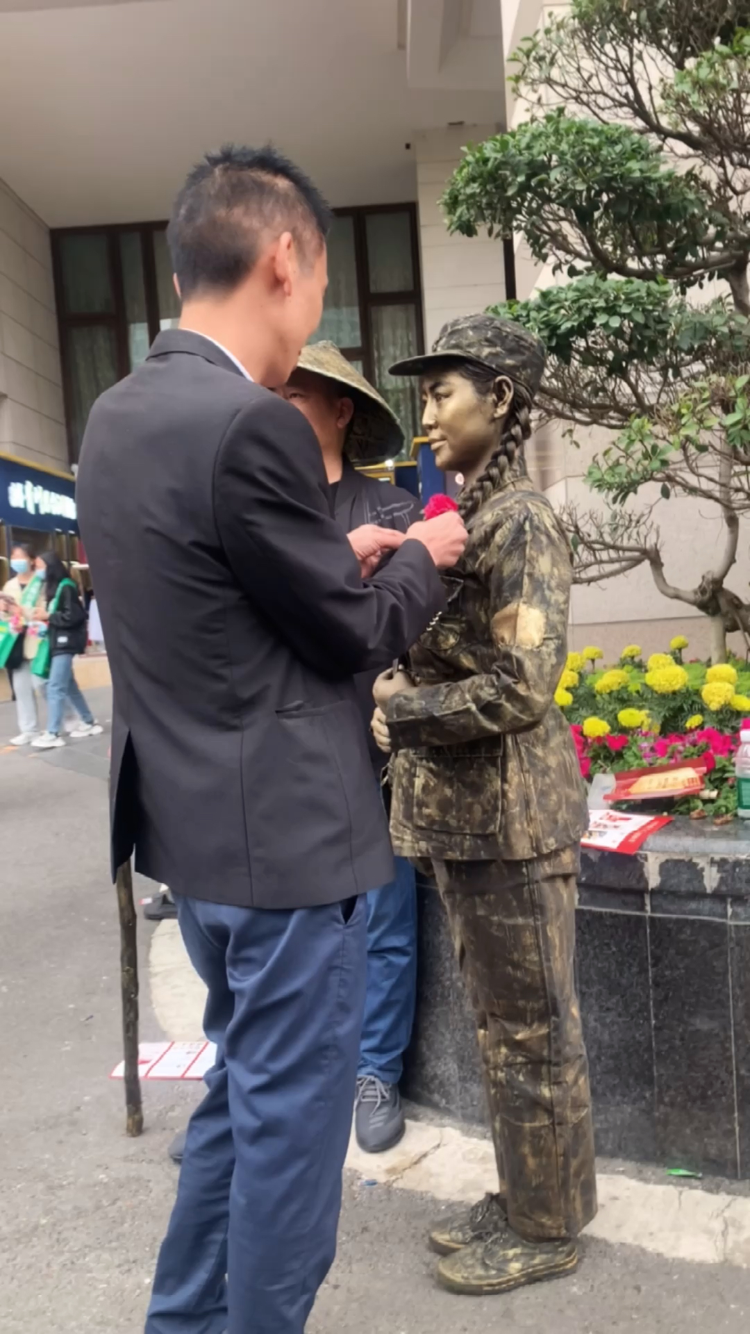 四川女铜人#四川人铜人