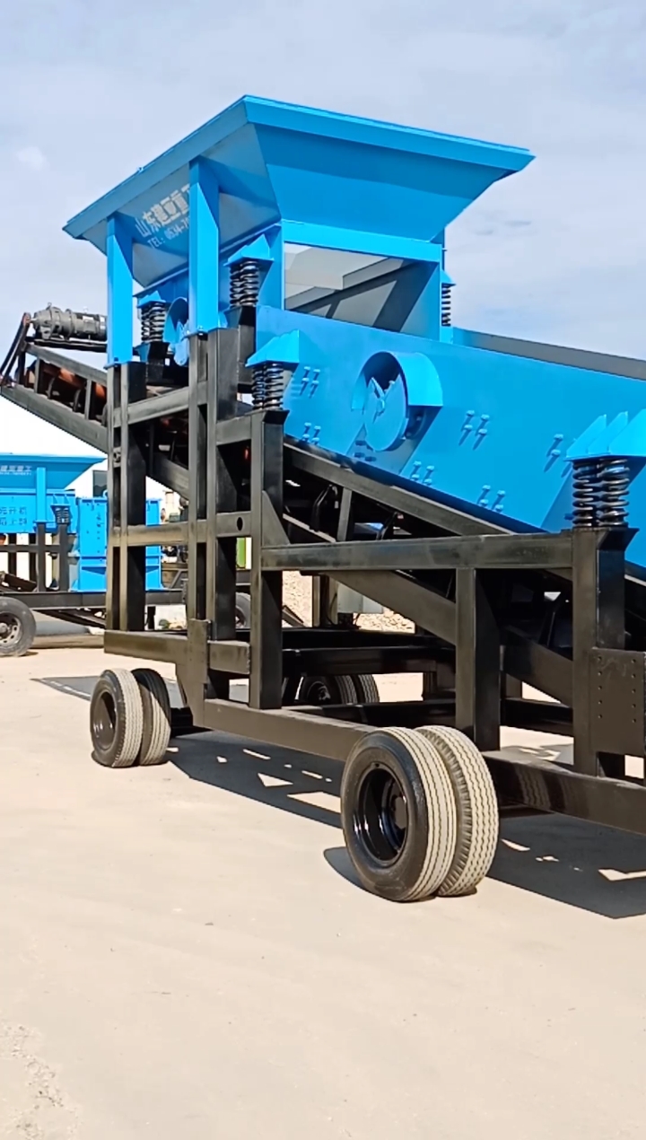 筛石机#移动筛石机使用方便效果还不错,喜欢吗