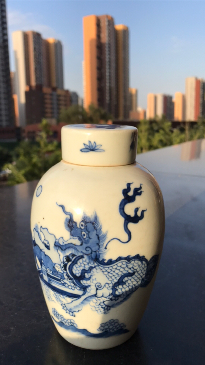 康熙青花麒麟望月莲子罐