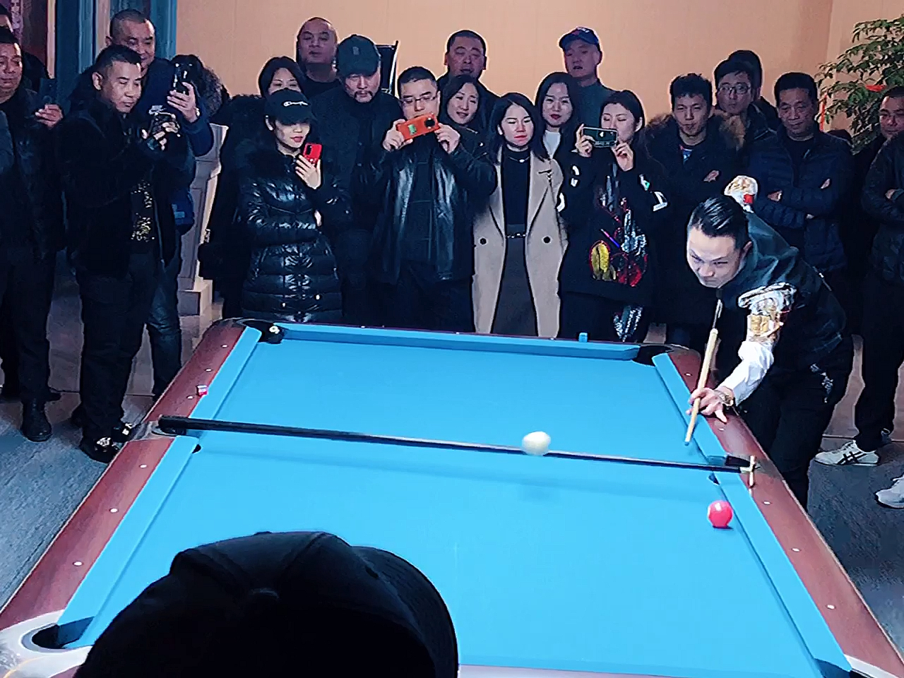 这是高手#神级花式台球表演现场