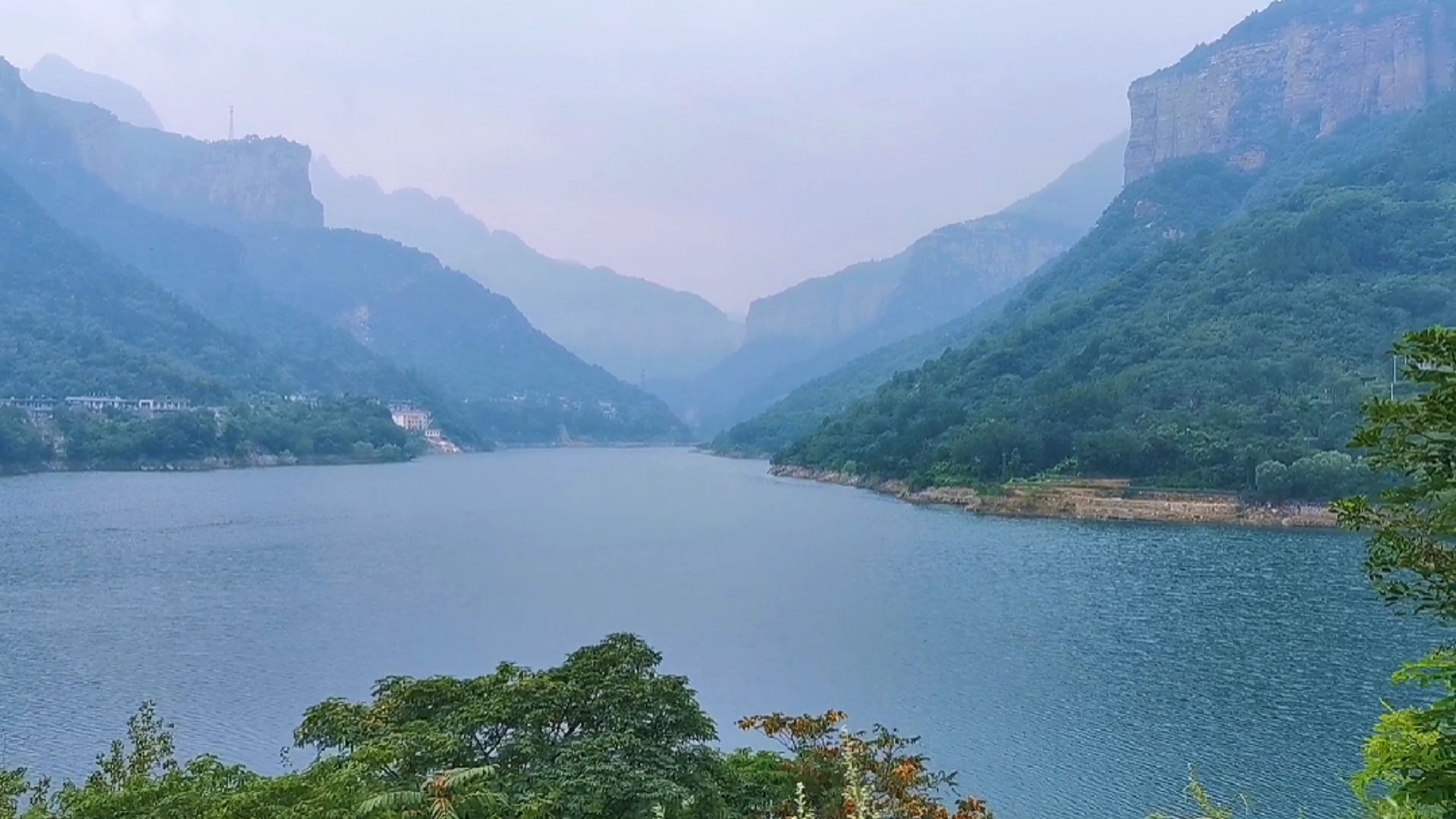 南太行自然风光#三郊口水库-度小视