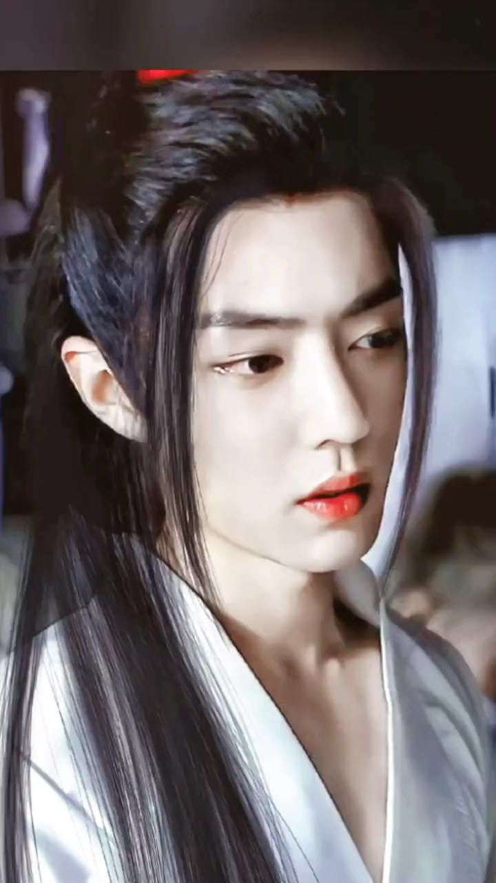 肖战#原著中的莫玄羽长什么样子呢?有他好看吗?-度小视