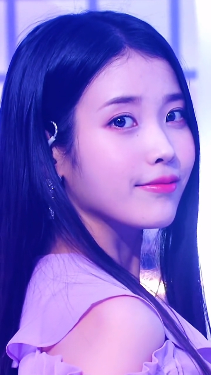 iu李知恩全能艺人iu笑起来太治愈啦