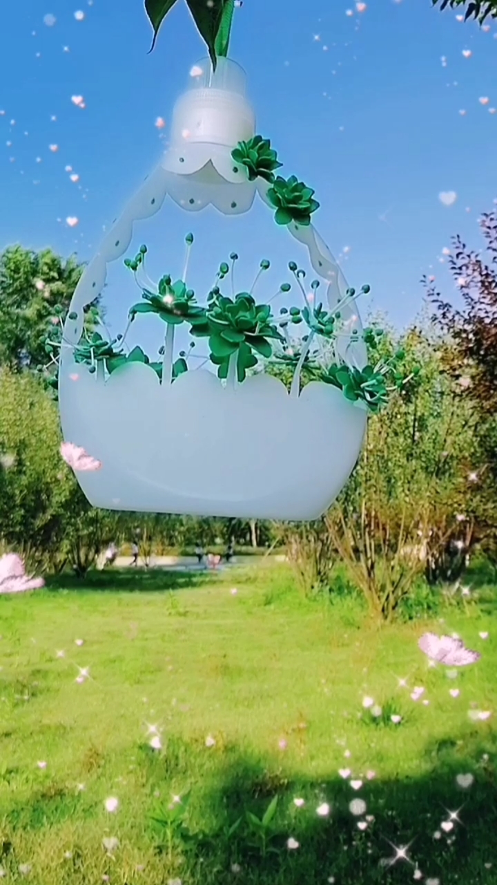 洗衣液瓶创意改造#怡然原创吊兰花盆