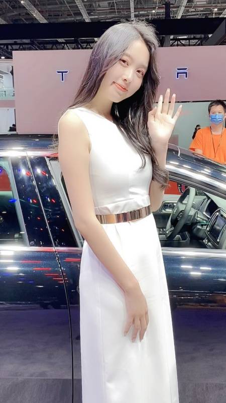 记录生活#最美车模,这样的女孩你喜欢吗#最美车模