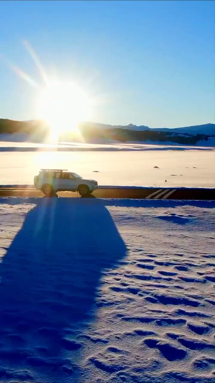 最美风景#就这样,听着歌,开着车,一路向北,一路向阳.