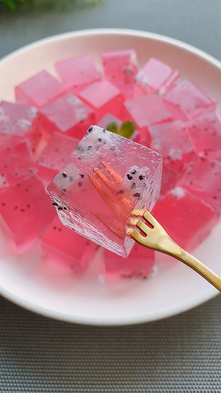 火龙果布丁的详细做法