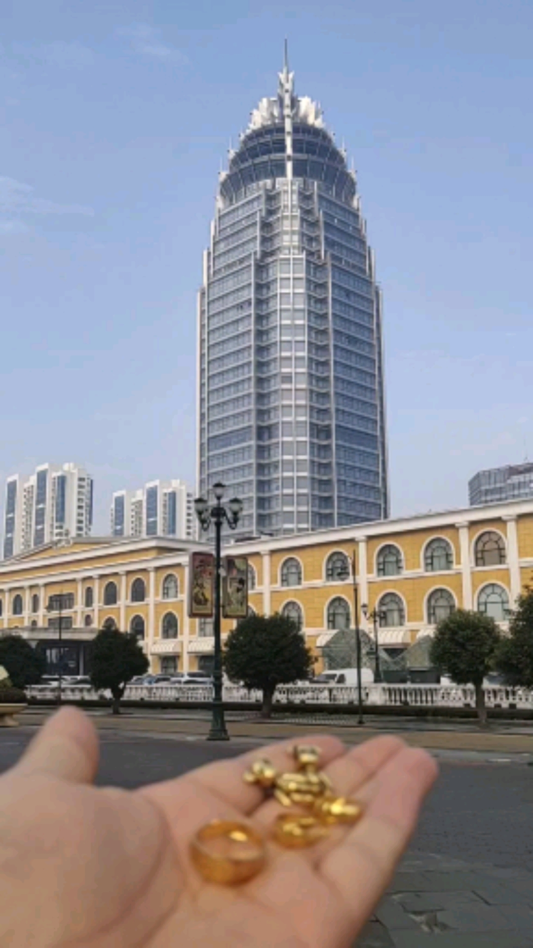 锦富寄卖行#江泉城大酒店再约小姐姐收金