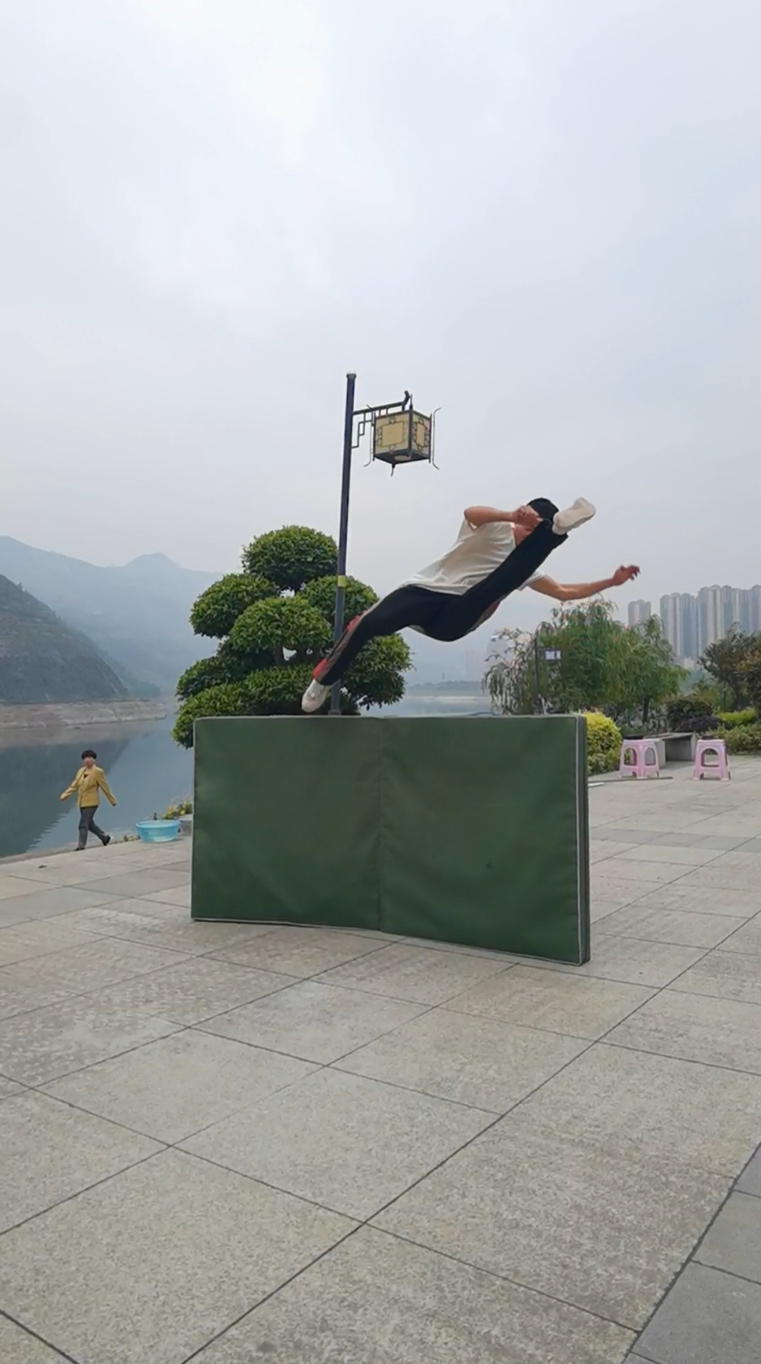 中华武术#凌空飞脚特别潇洒