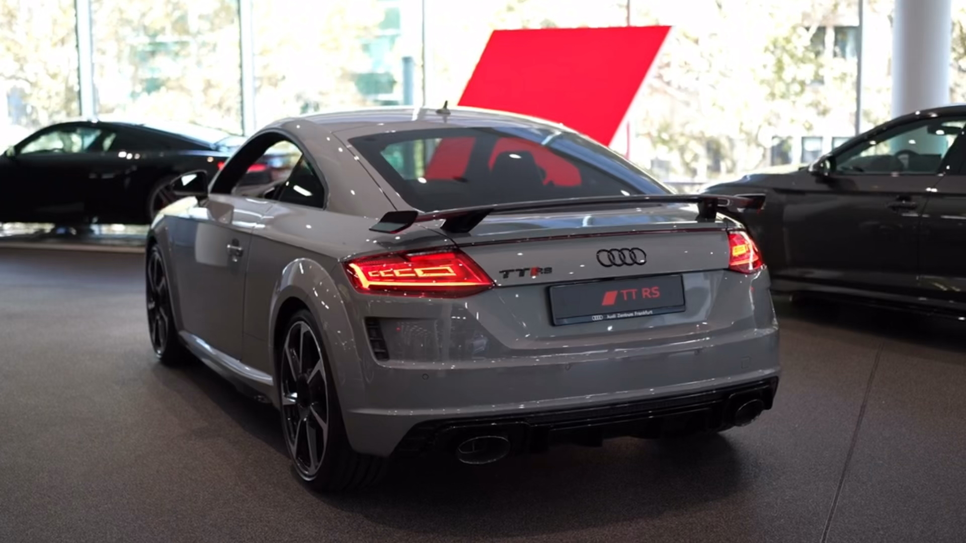 全球最速奥迪ttrs奥迪家族中真正意义最快的车450匹马力零百加速3.4s