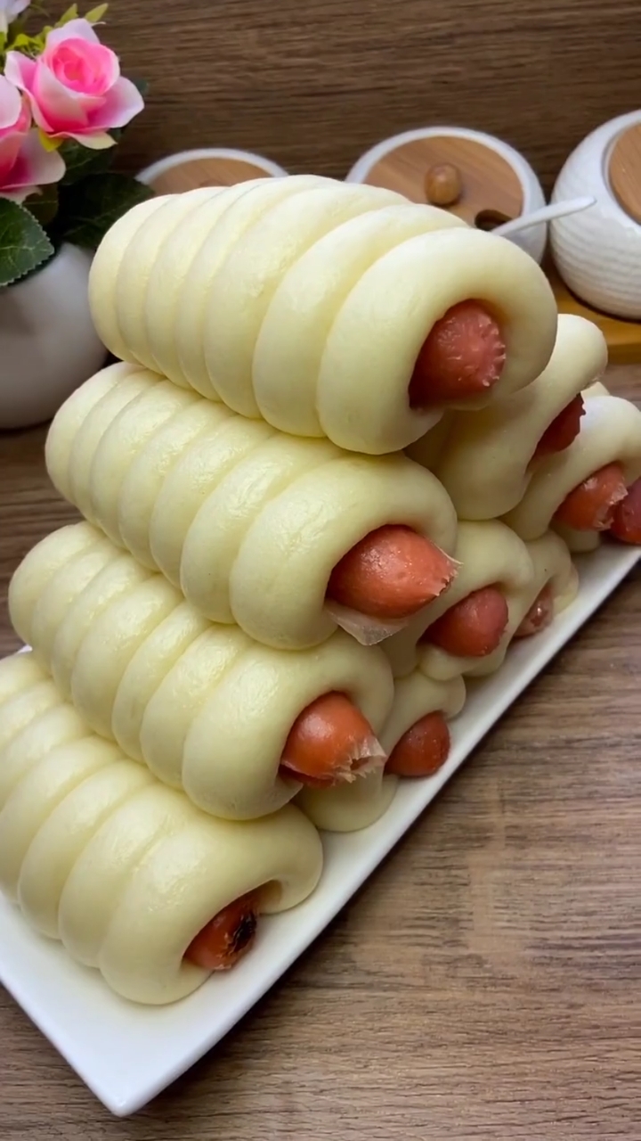 非常好吃的香肠小花卷