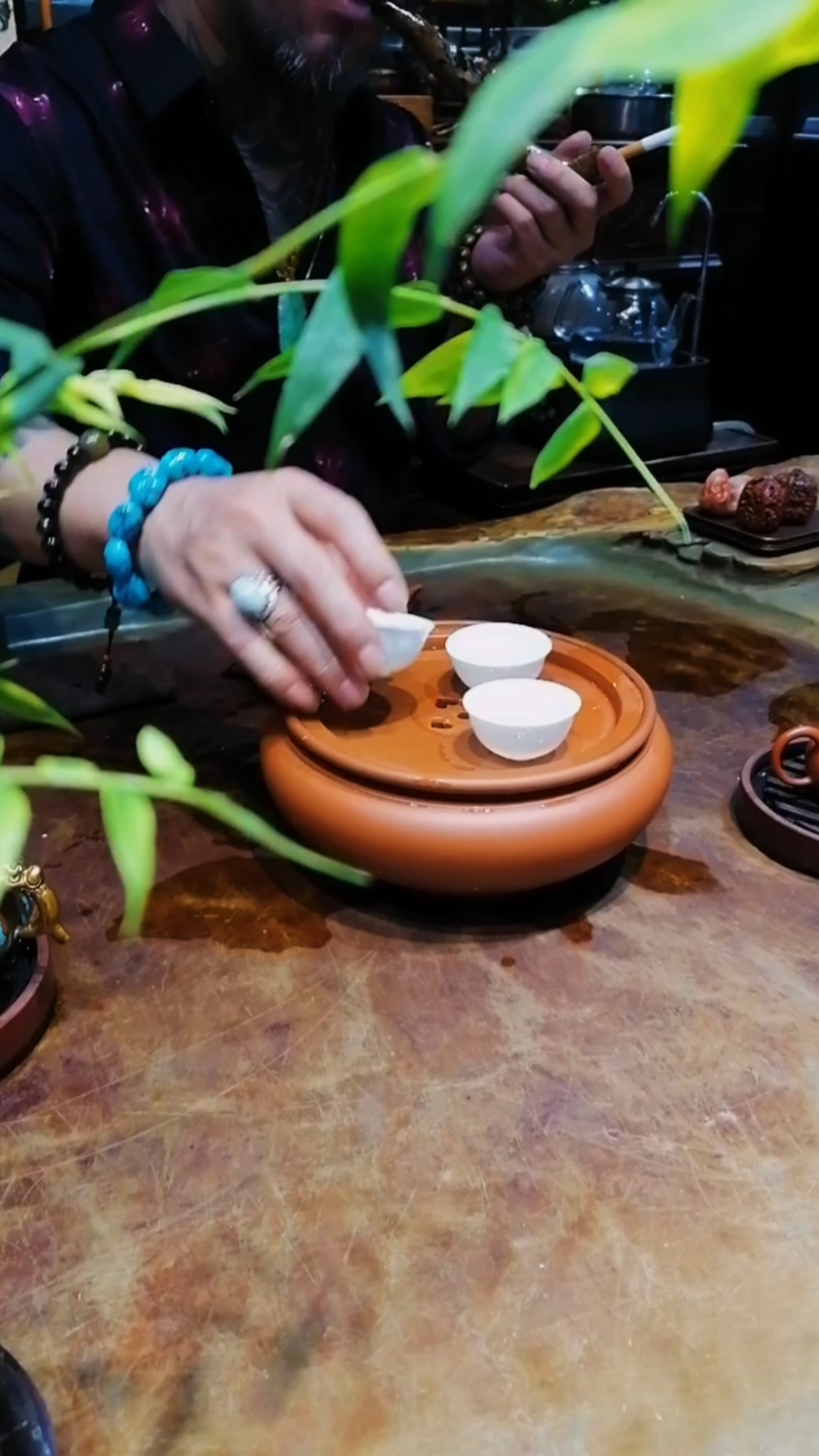 潮汕功夫茶#潮人传统饮茶习俗,热衷于小茶壶