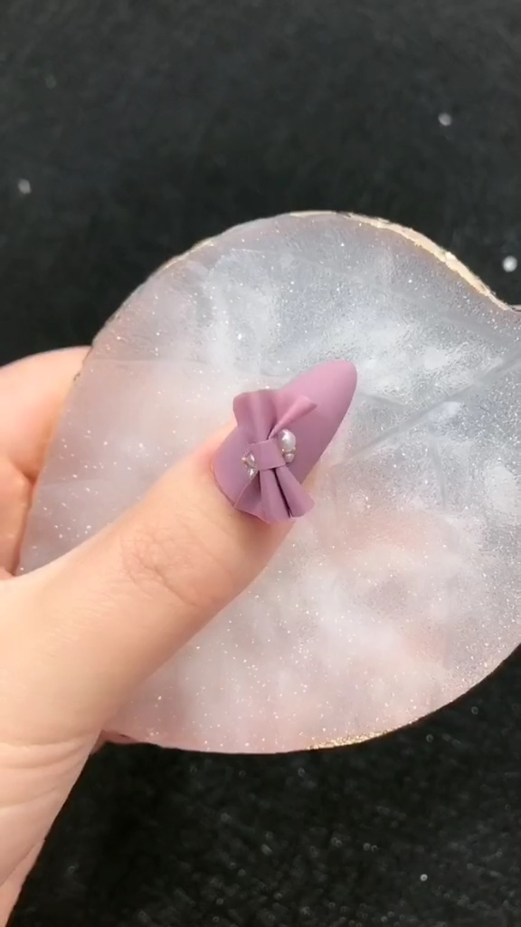 美甲#甲油胶自制蝴蝶结来了,磨砂超好看