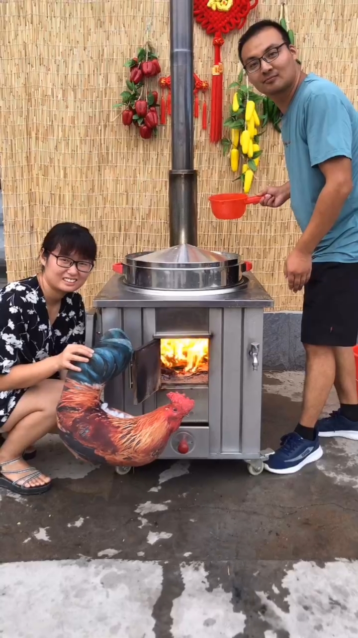 移动柴火灶做饭烧水两不误