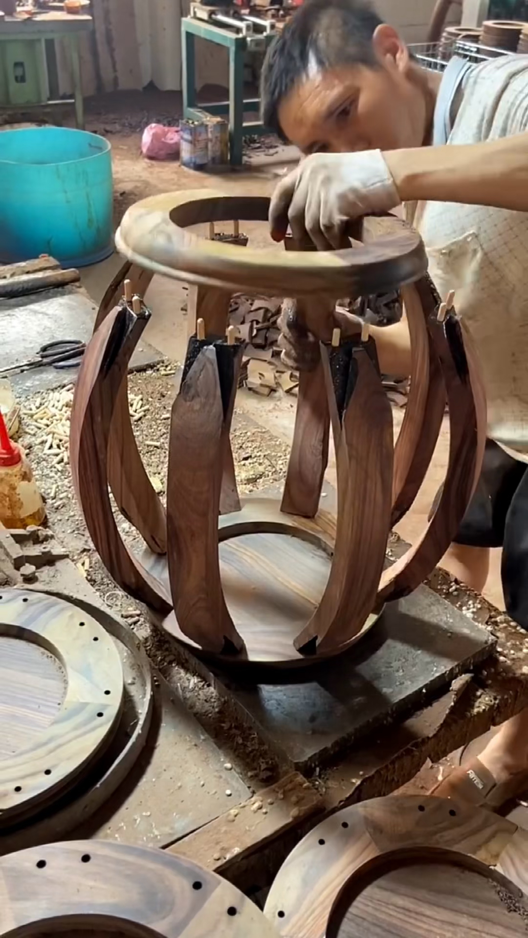 红木鼓凳制作过程,全榫卯结构组装,看着确实很神奇!