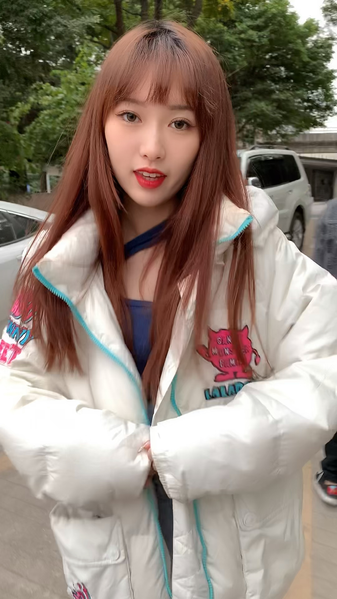 你喜欢御姐还是可爱的?