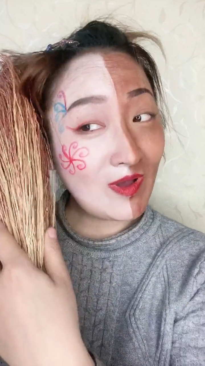 长得丑"活得久,真的是这样吗?#自创丑妆#我要上热门#天生爱演戏哦