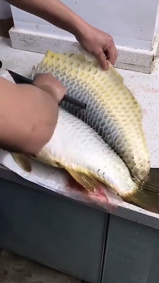 行业高手#老师傅,用的刀都很特别,曾经是一把大屠刀,几十年下来就成