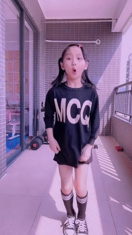 2020-11-03 0举报 唐瑜熙pro