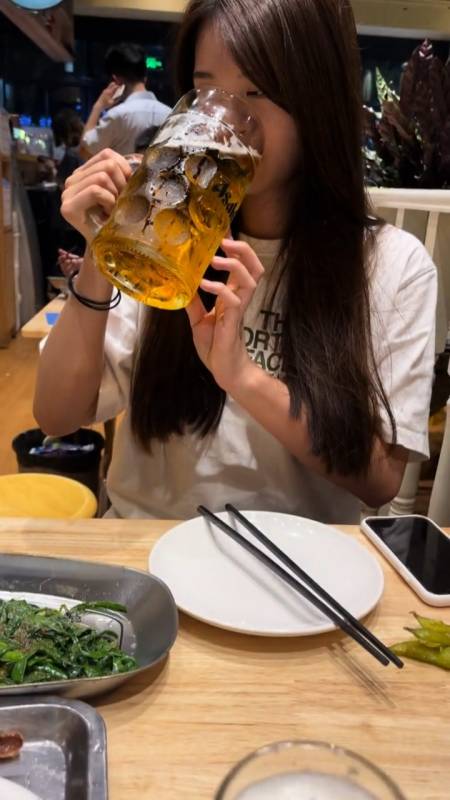 干杯说一定要跟女朋友喝一次酒笑死你找个山东的试试