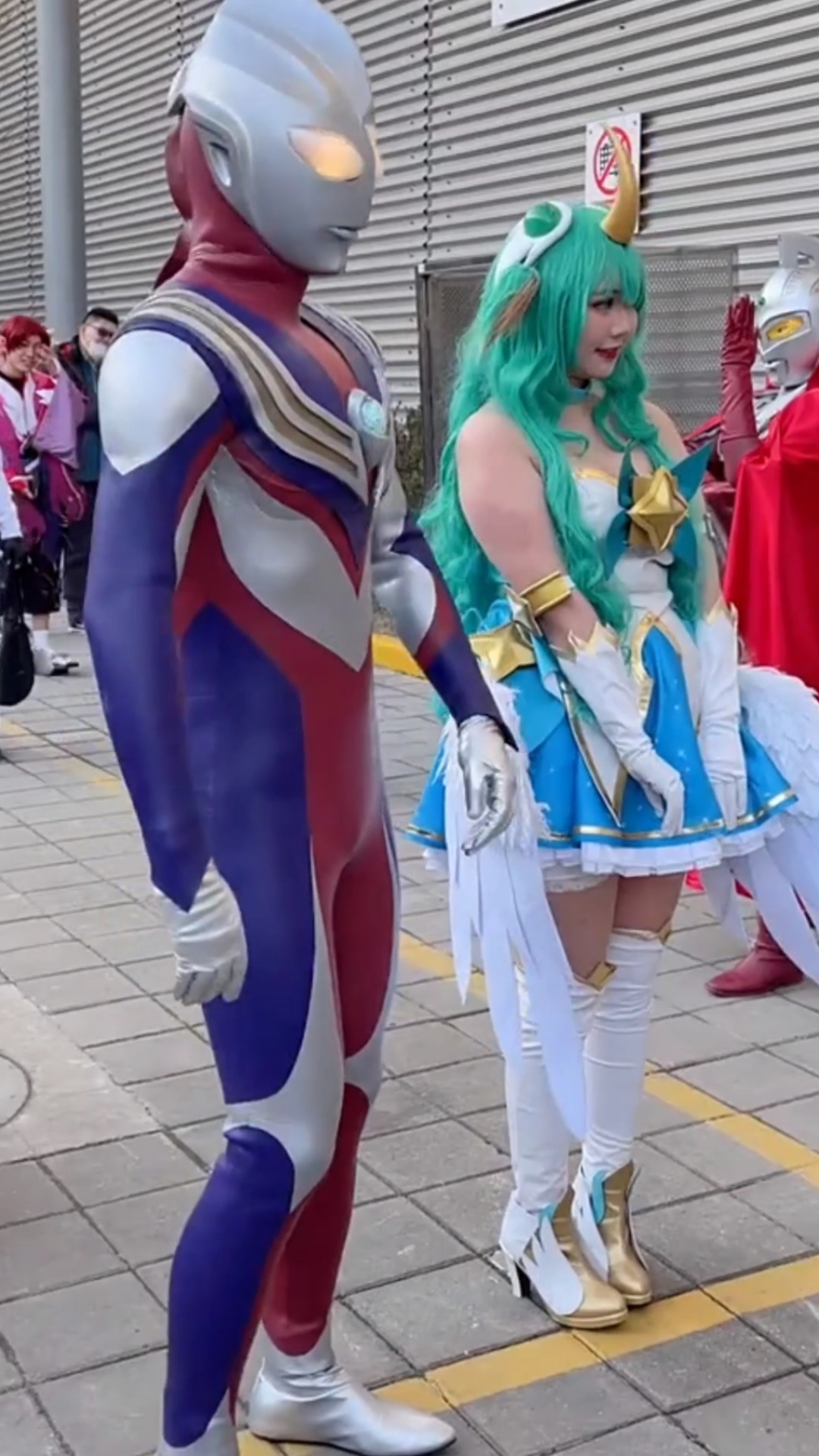 奥特曼#迪迦奥特曼皮套一穿,谁都不爱!