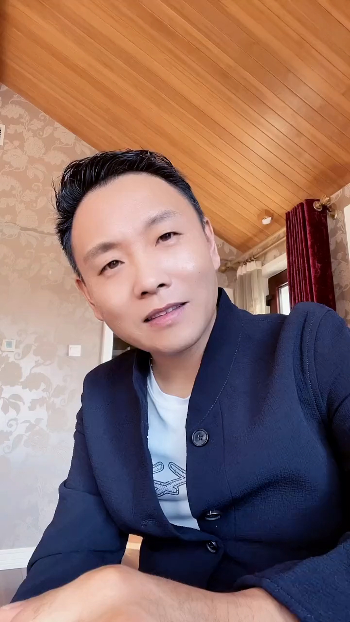 祁隆老师的歌曲#时光飞逝,珍惜眼前!《一生最爱的是你》-全民小视频