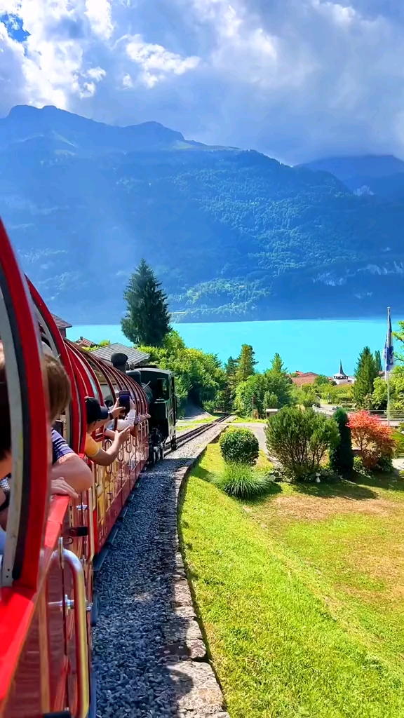 我的私藏景点#乘着小火车看瑞士