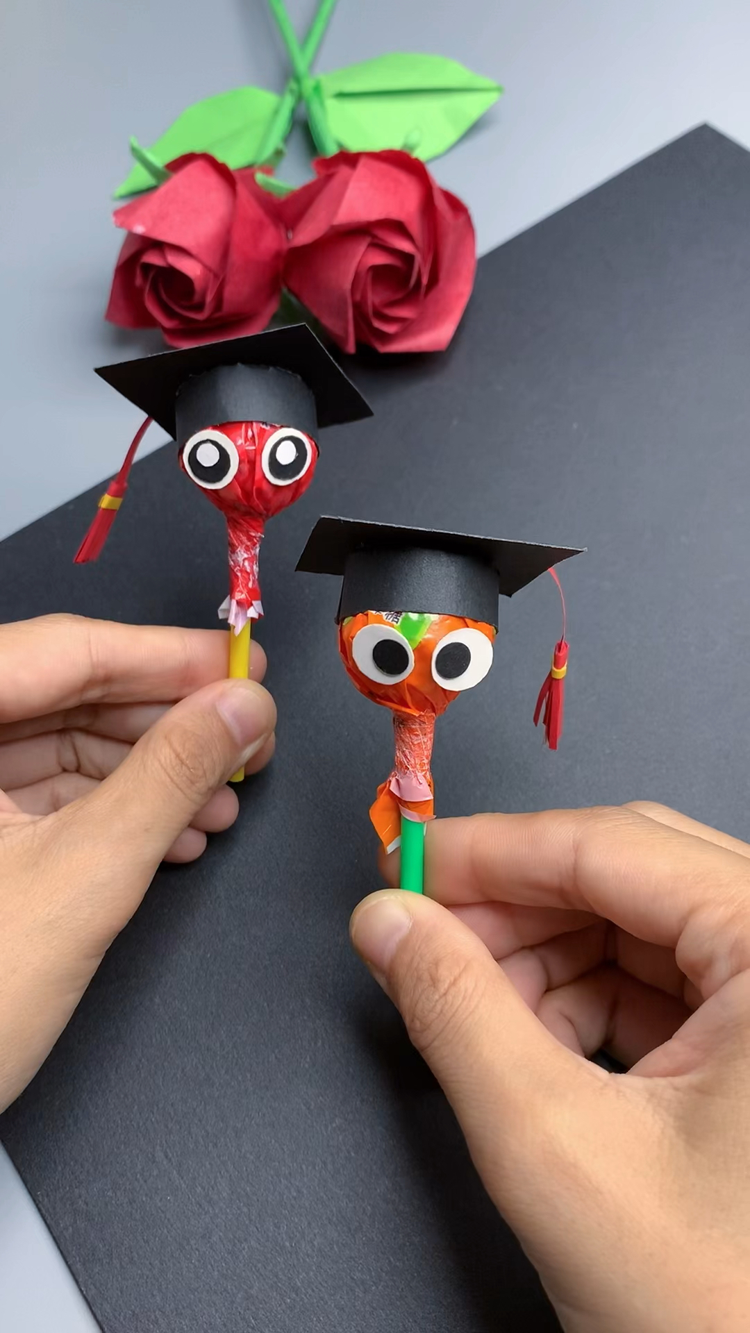 幼儿园手工又到毕业季做个戴学士帽的棒棒糖礼物吧