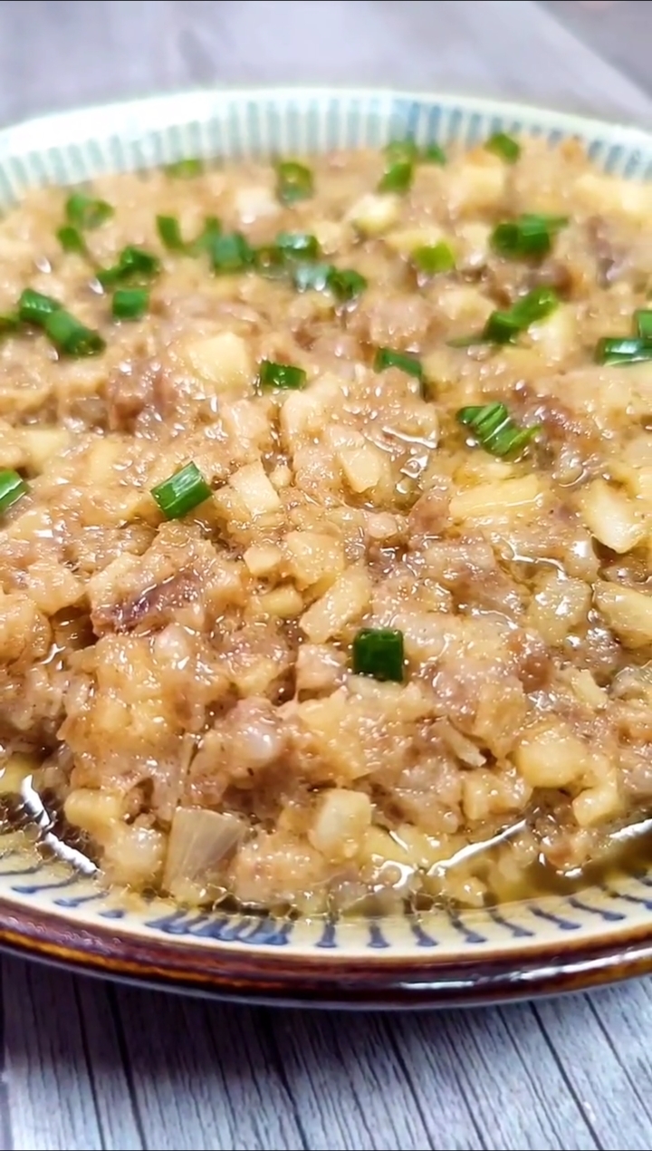 夏天没胃口,来试试这个马蹄蒸肉饼