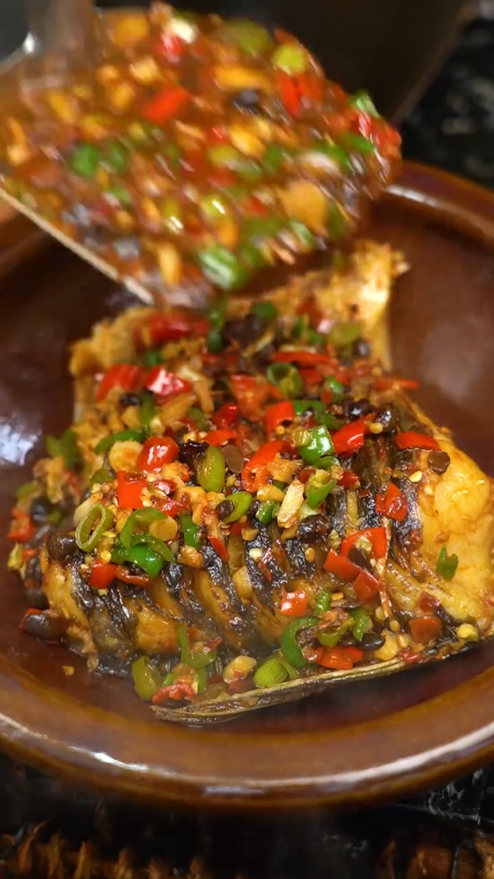 豆豉焖鱼块这样做太好吃了,香辣入味,嘎嘎下饭