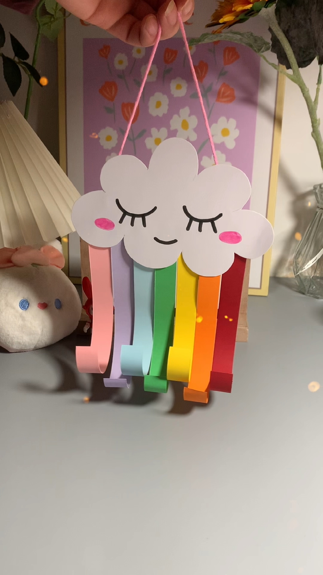 用卡纸做的白云彩虹挂件简单好看