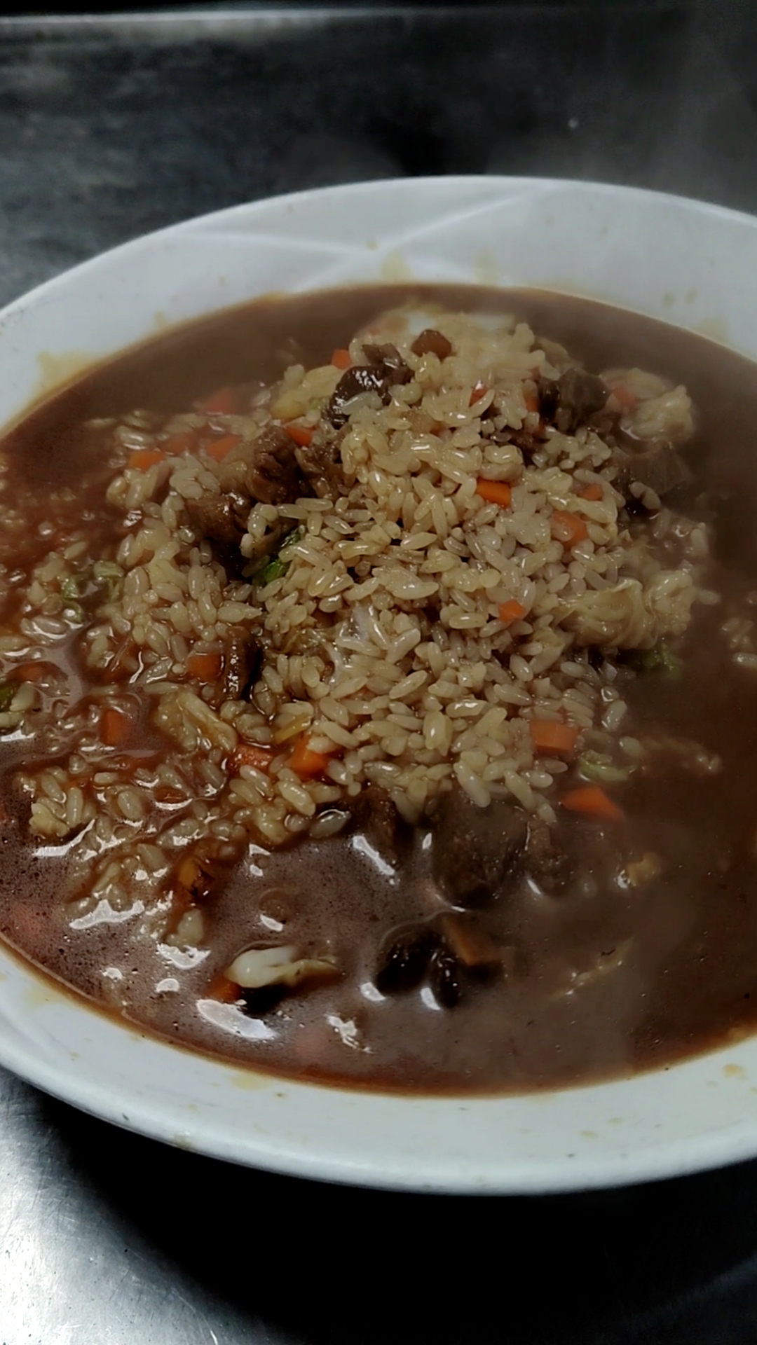 老北京美食之一,牛肉烩饭.