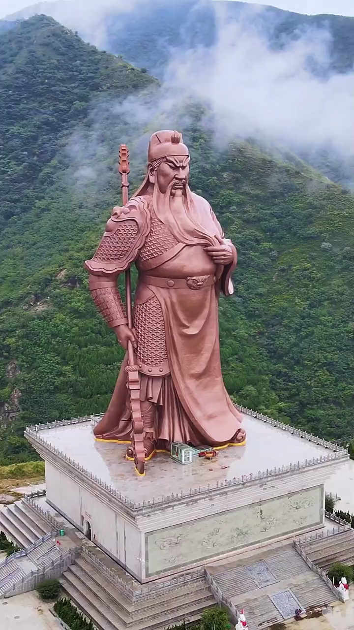 见者吉祥好运连连世界最大关公铜像坐落于山西运城铜像总高61米寓意