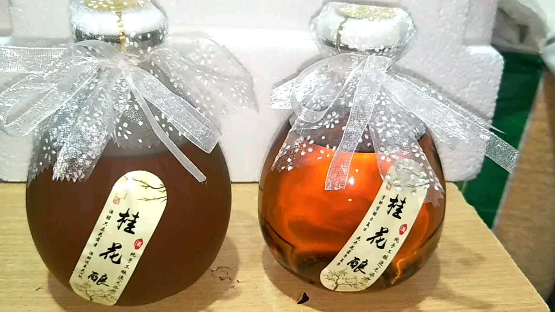 桂花酒#线惠不香饶桂酒,红樱无色浪花细