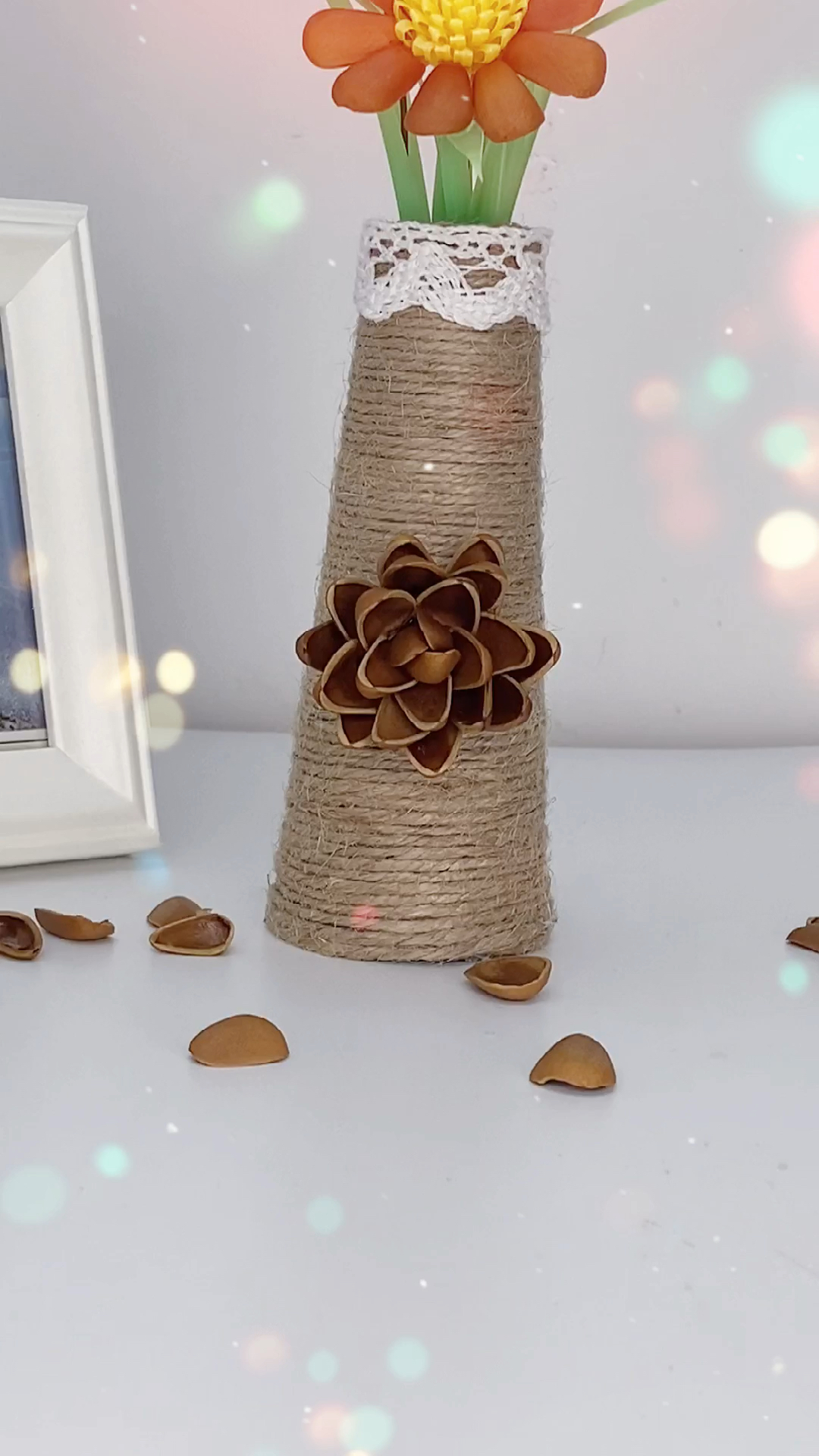 手工制作松子壳你们都扔了没一起来做个小小装饰品吧