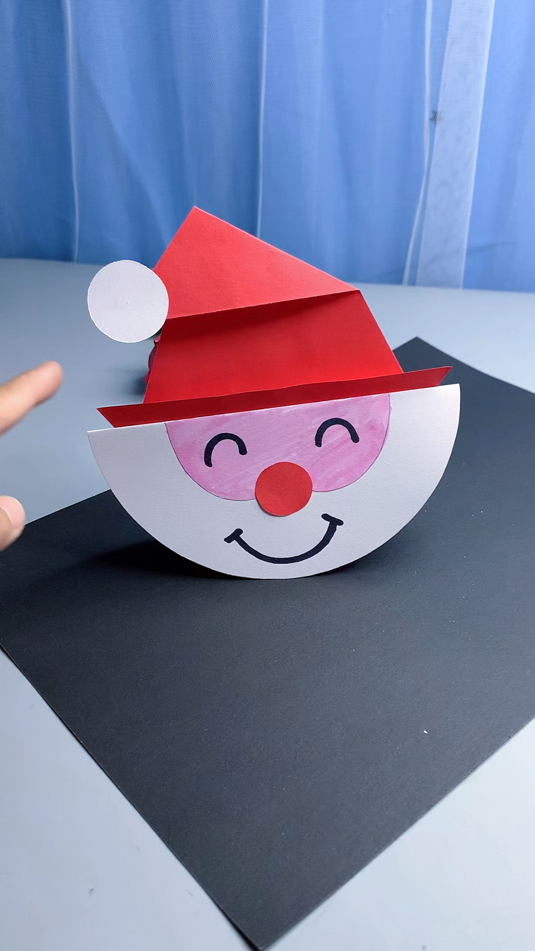 超级简单的圣诞老人不倒翁,跟家里的小朋友一起做手工吧