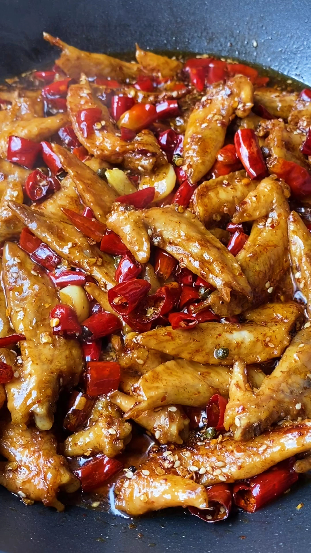 冷吃鸡尖赶紧做起来,这个天一边追剧一边吃,巴适得很嘛!-度小视