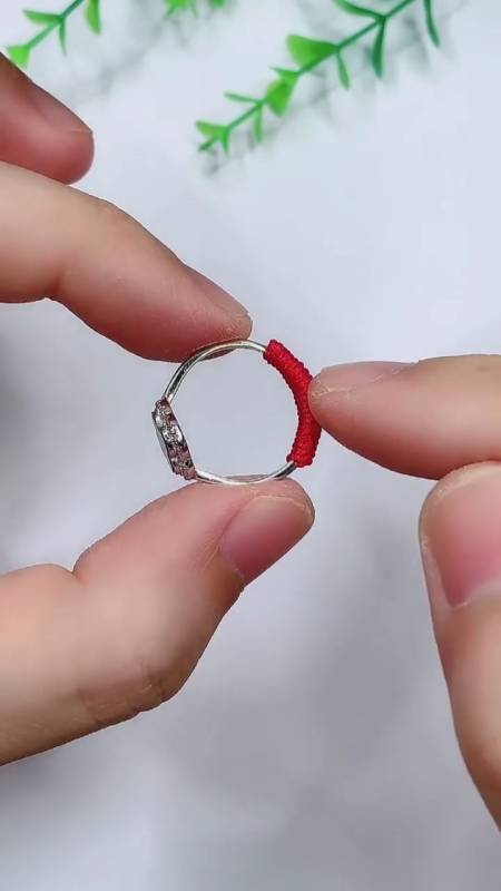 简单的戒指编绳方法图片