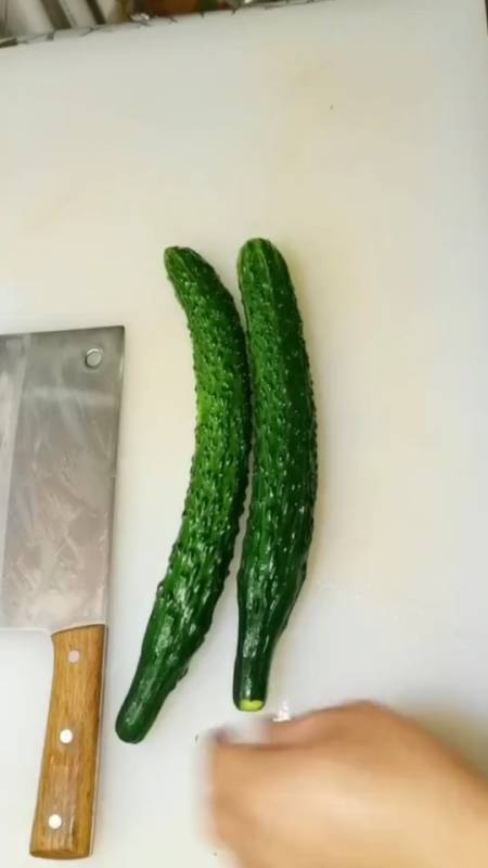 在家做个拿手菜#来点儿炒黄瓜,清凉一下.